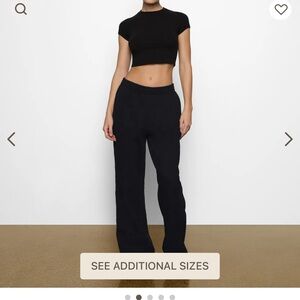 Skims Boyfriend Fleece Pants size S in Onyx